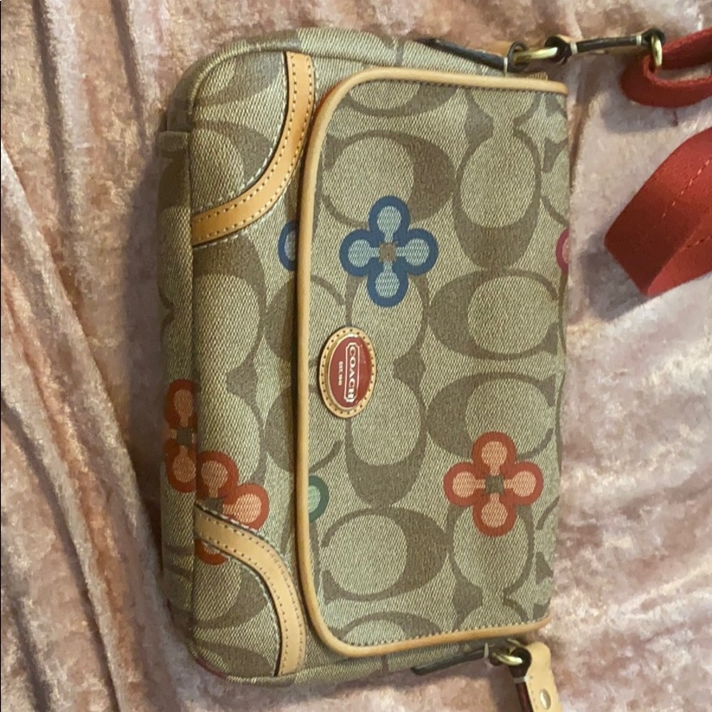 Crossbody Coach bag.